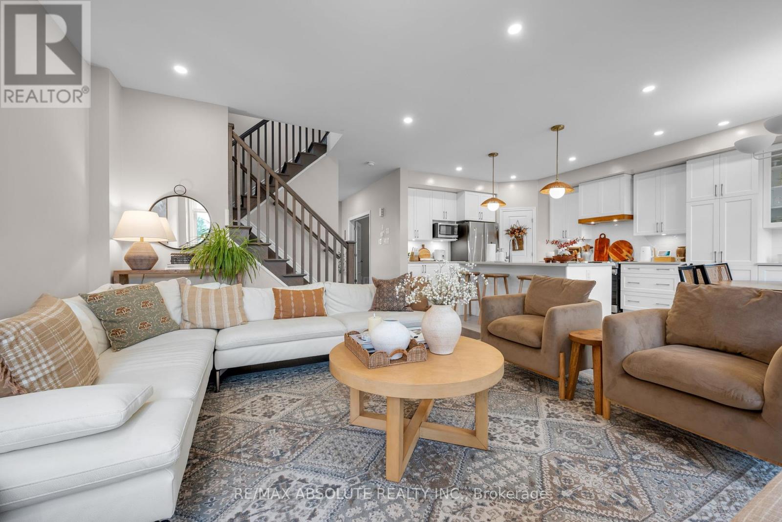 Photo 21 of 177 Hickstead Way S, Ottawa ON