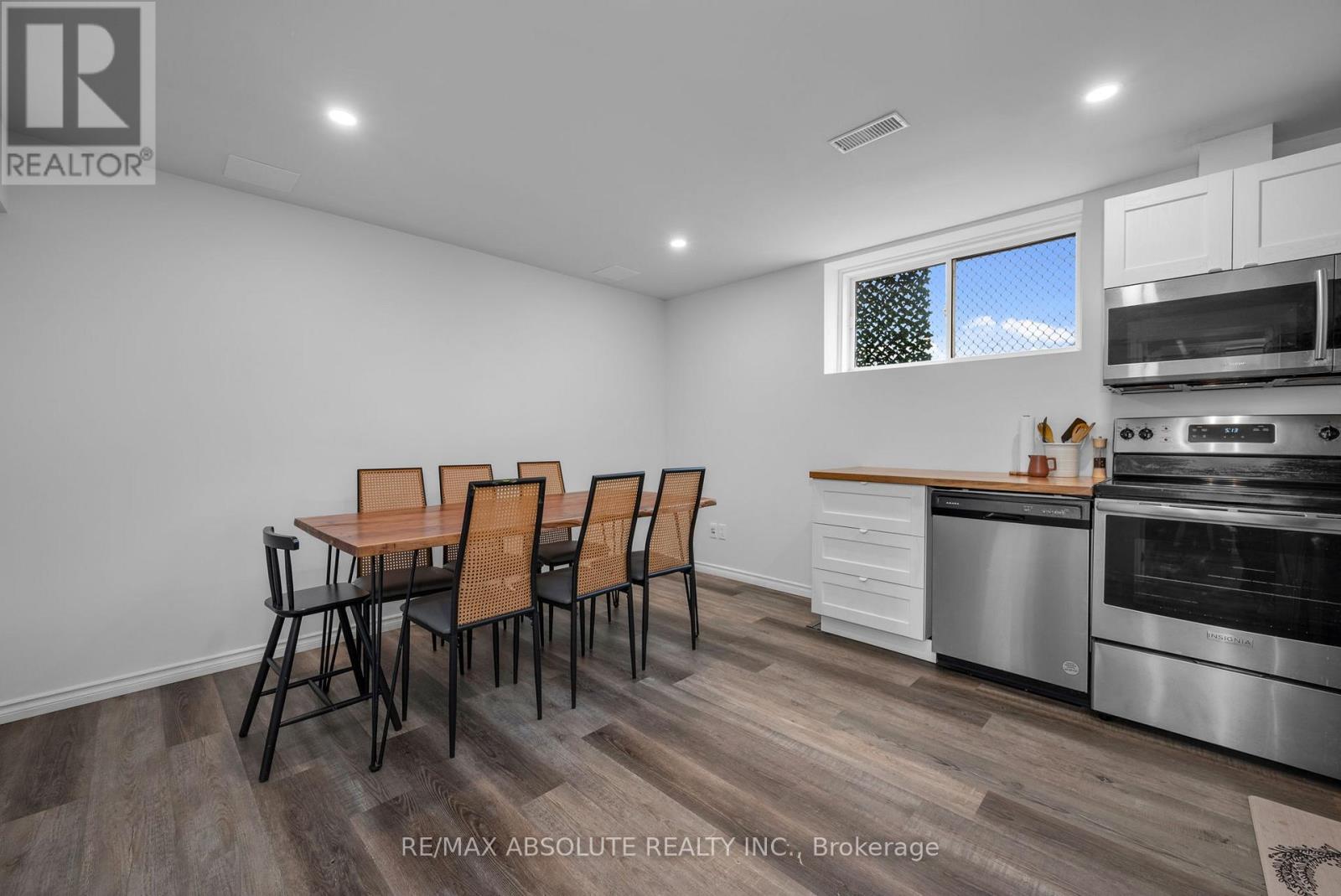 Photo 44 of 177 Hickstead Way S, Ottawa ON