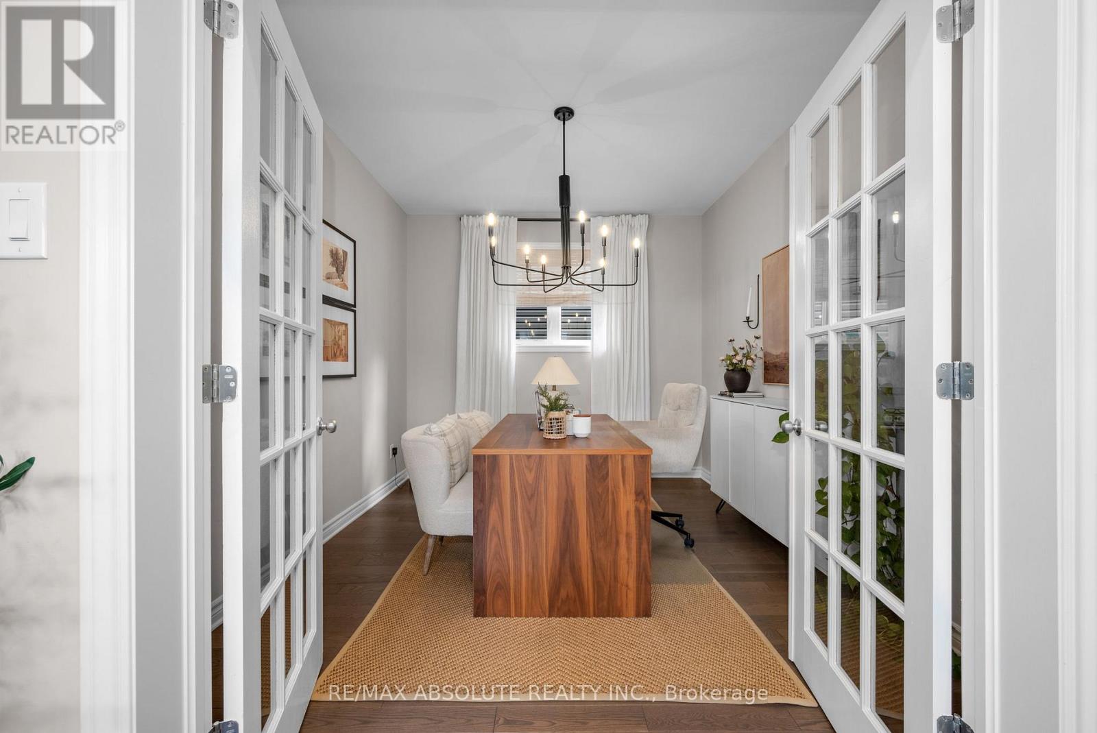Photo 8 of 177 Hickstead Way S, Ottawa ON