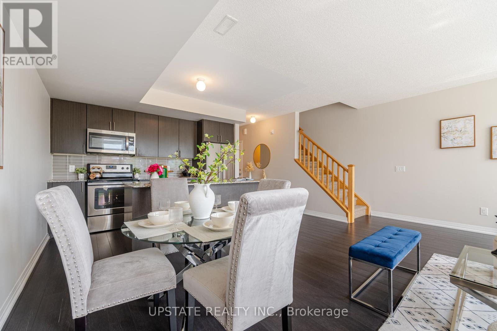 Photo 12 of 203 1200 Main Street E, Milton ON