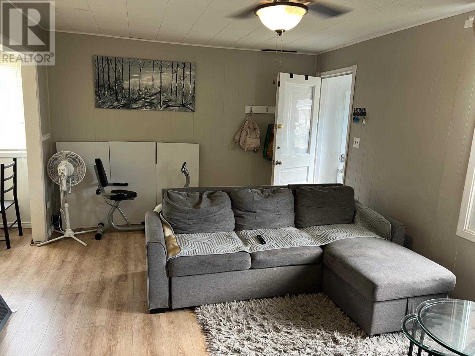 Photo 21 of 702 Lennox Ave, Sault Ste Marie ON