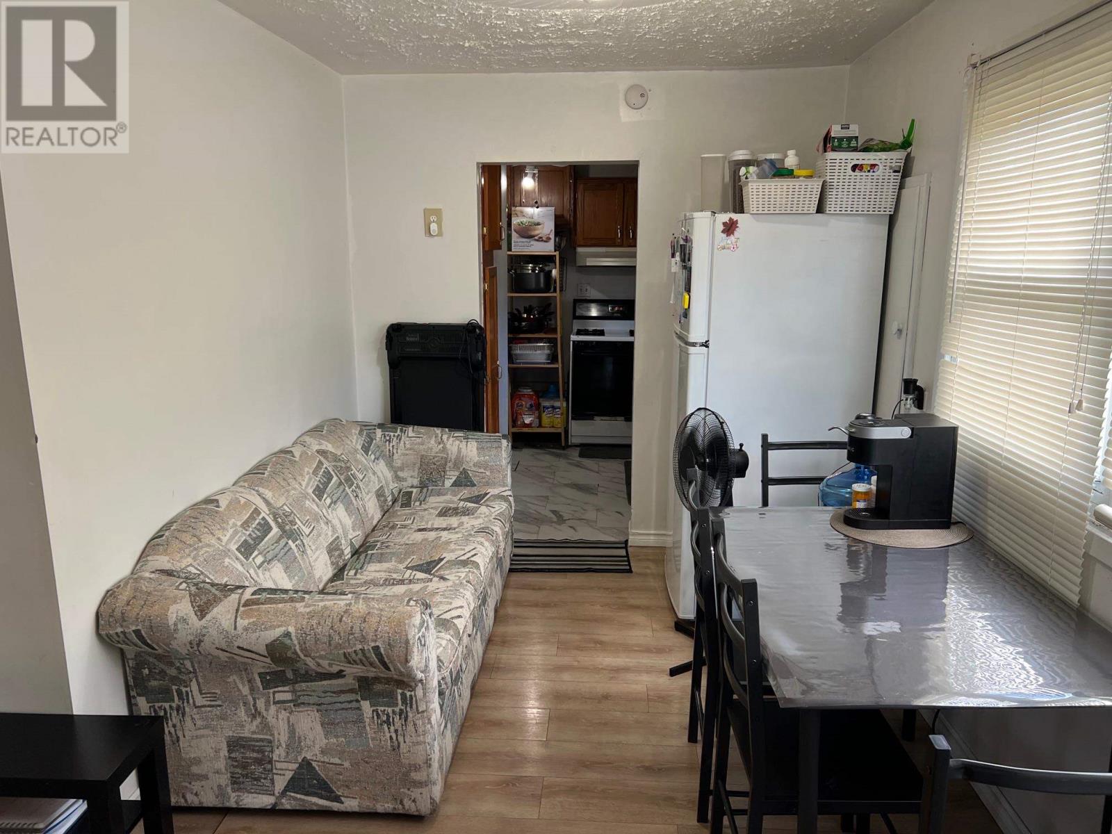 Photo 22 of 702 Lennox Ave, Sault Ste Marie ON