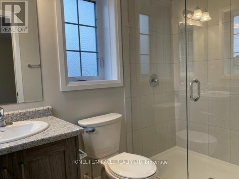 Photo 2 of 206 Sedgewood Street, Kitchener ON