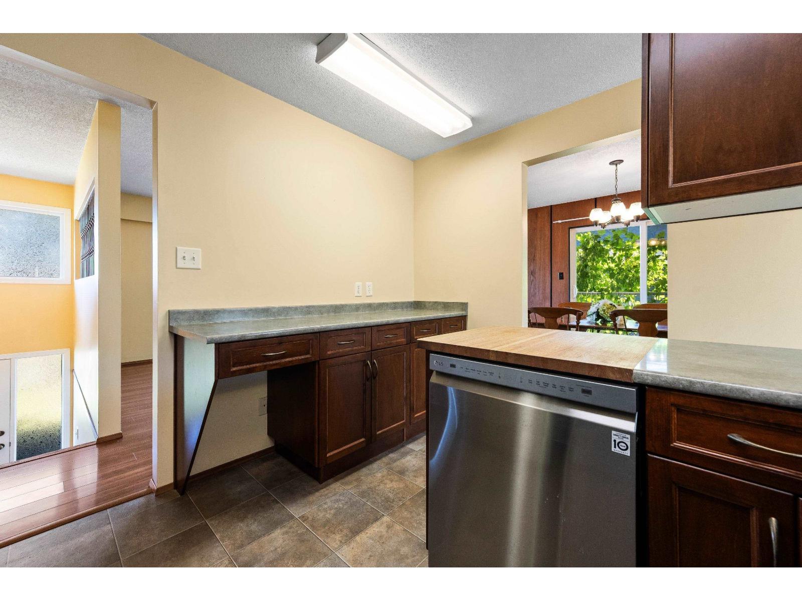 Photo 17 of 34716 Blatchford Way, Abbotsford BC