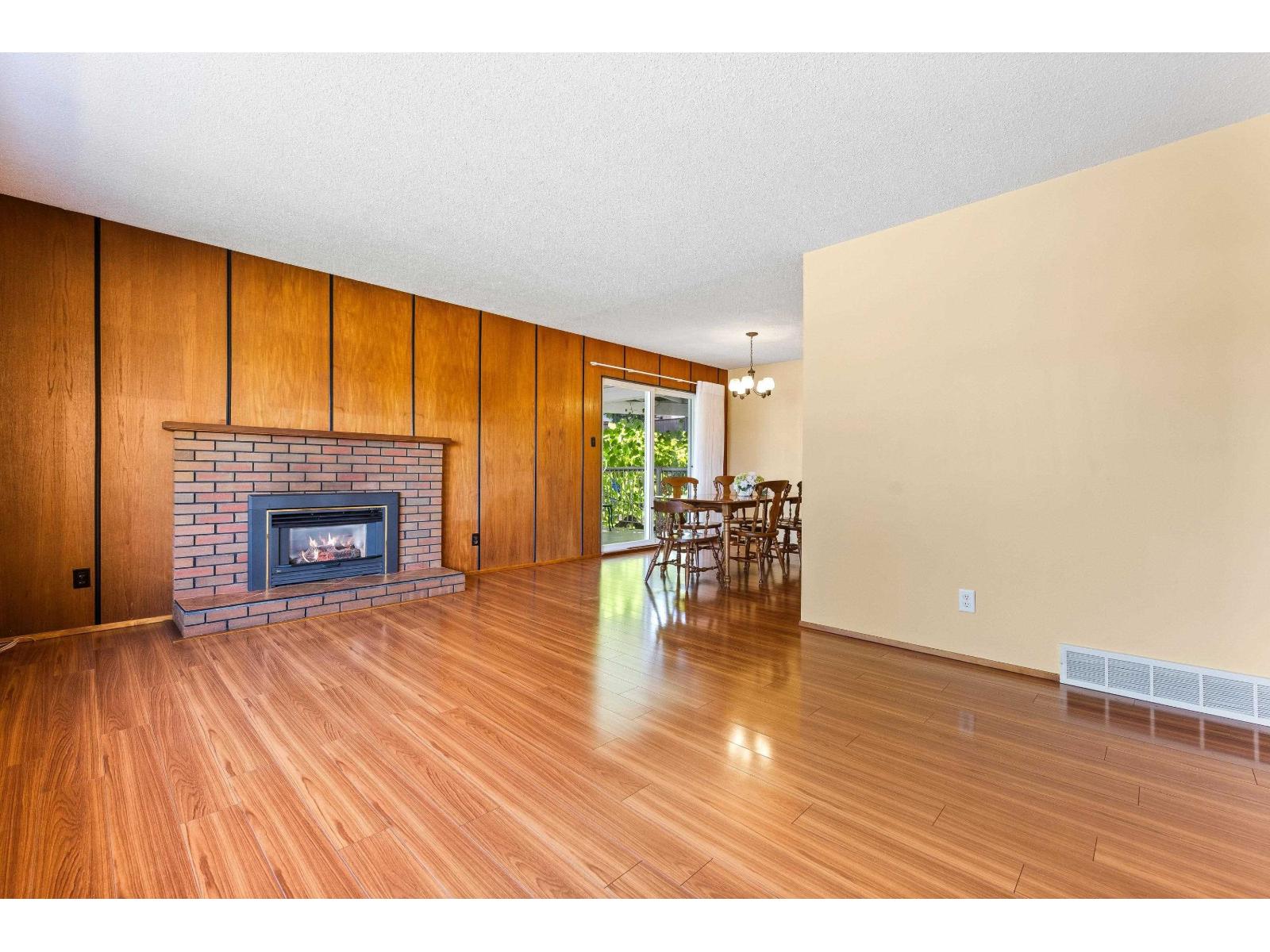 Photo 3 of 34716 Blatchford Way, Abbotsford BC