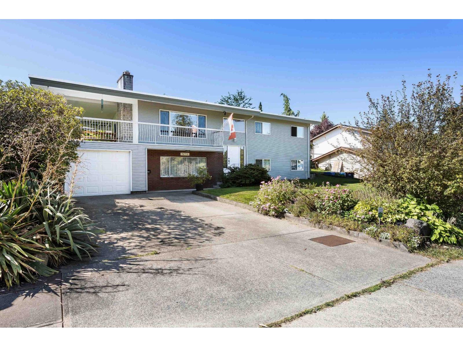 Photo 2 of 34716 Blatchford Way, Abbotsford BC