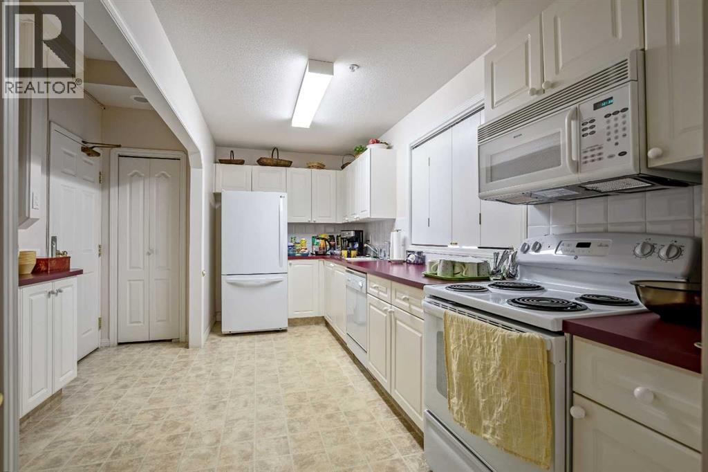Photo 41 of 119 5201 Dalhousie Drive Nw, Calgary AB