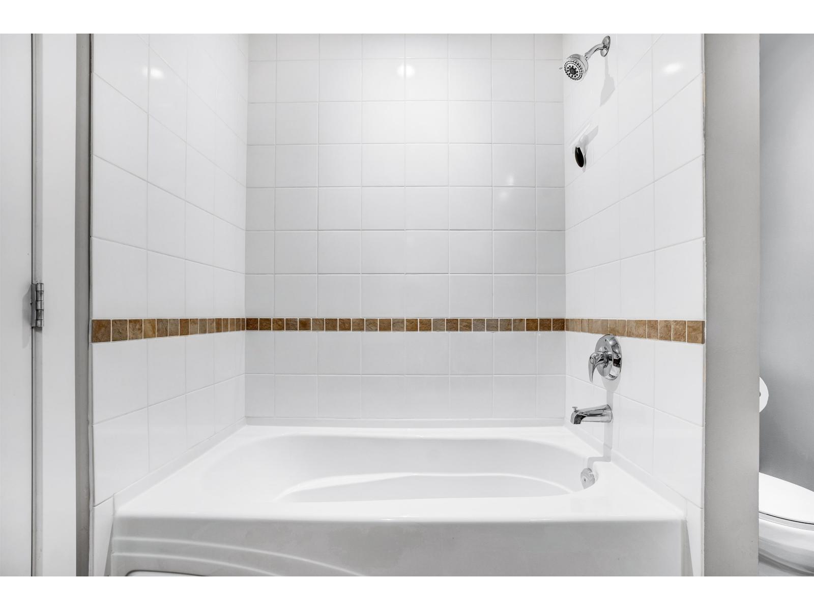 Photo 23 of 309 15368 S 16 A Avenue, Surrey BC