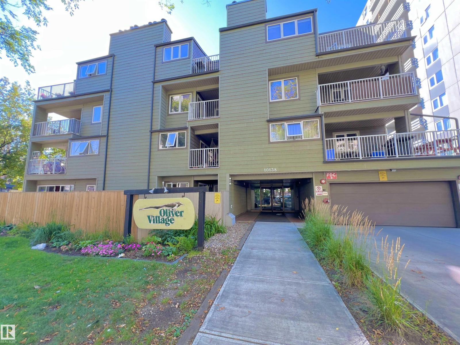 Photo 17 of G 1 10138 116 St Nw, Edmonton AB