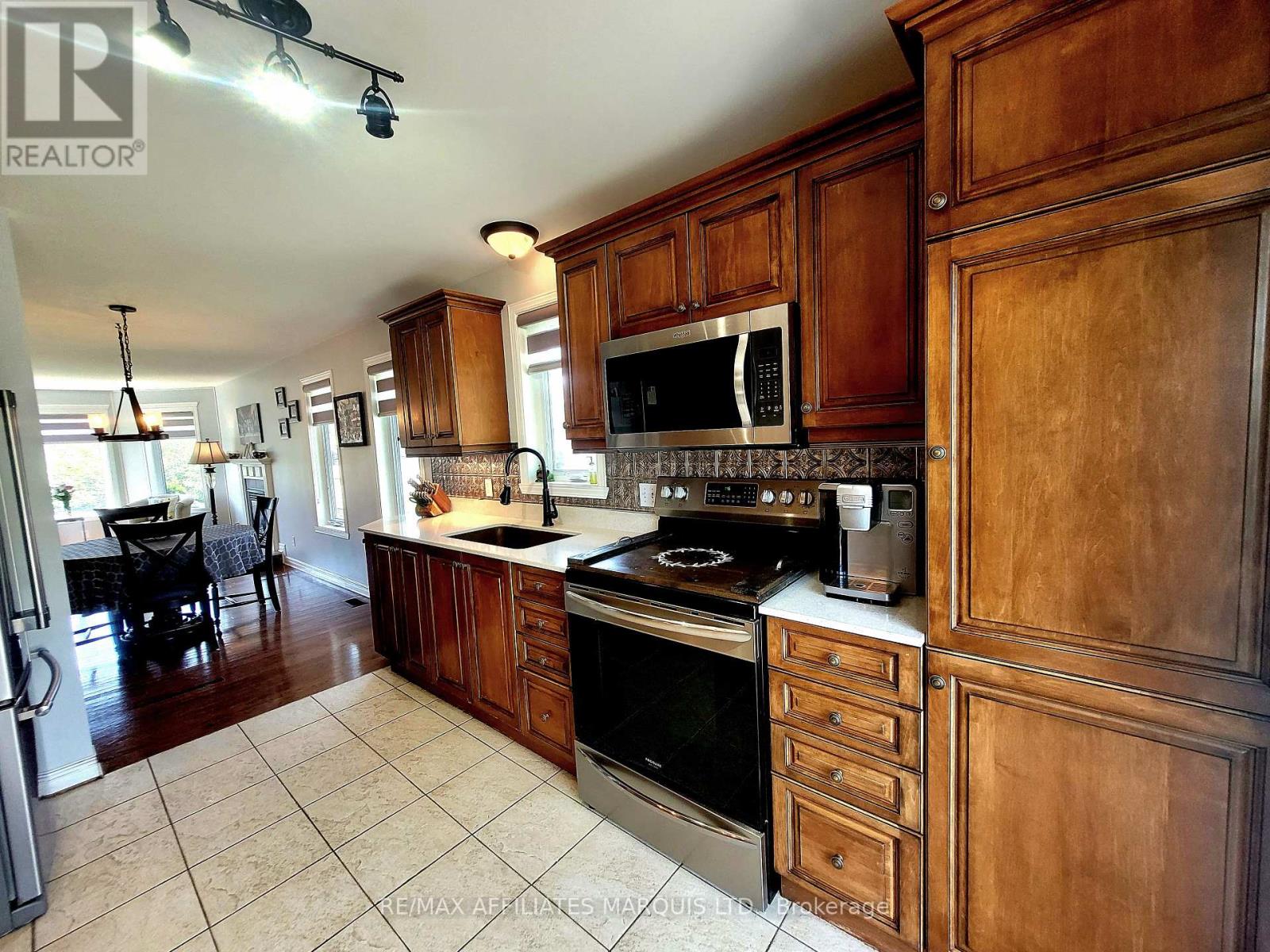 Photo 19 of 1286 Daprat Avenue, Cornwall ON