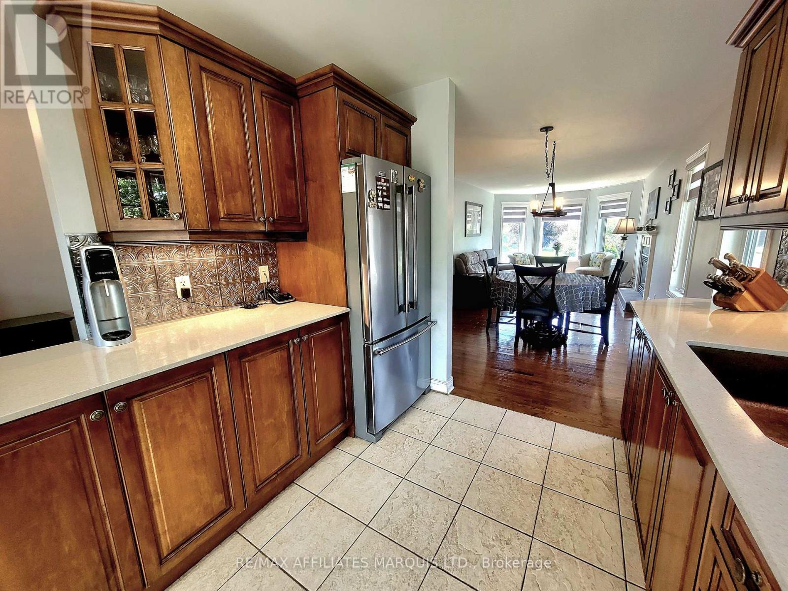 Photo 13 of 1286 Daprat Avenue, Cornwall ON