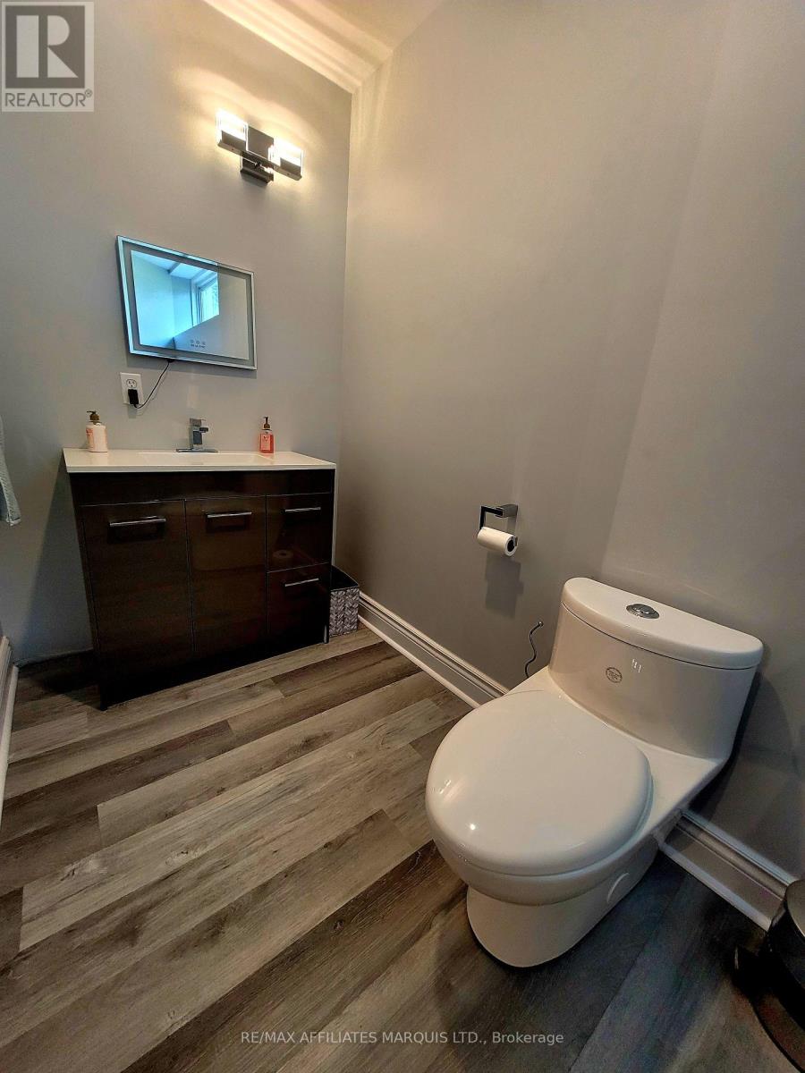 Photo 4 of 1286 Daprat Avenue, Cornwall ON