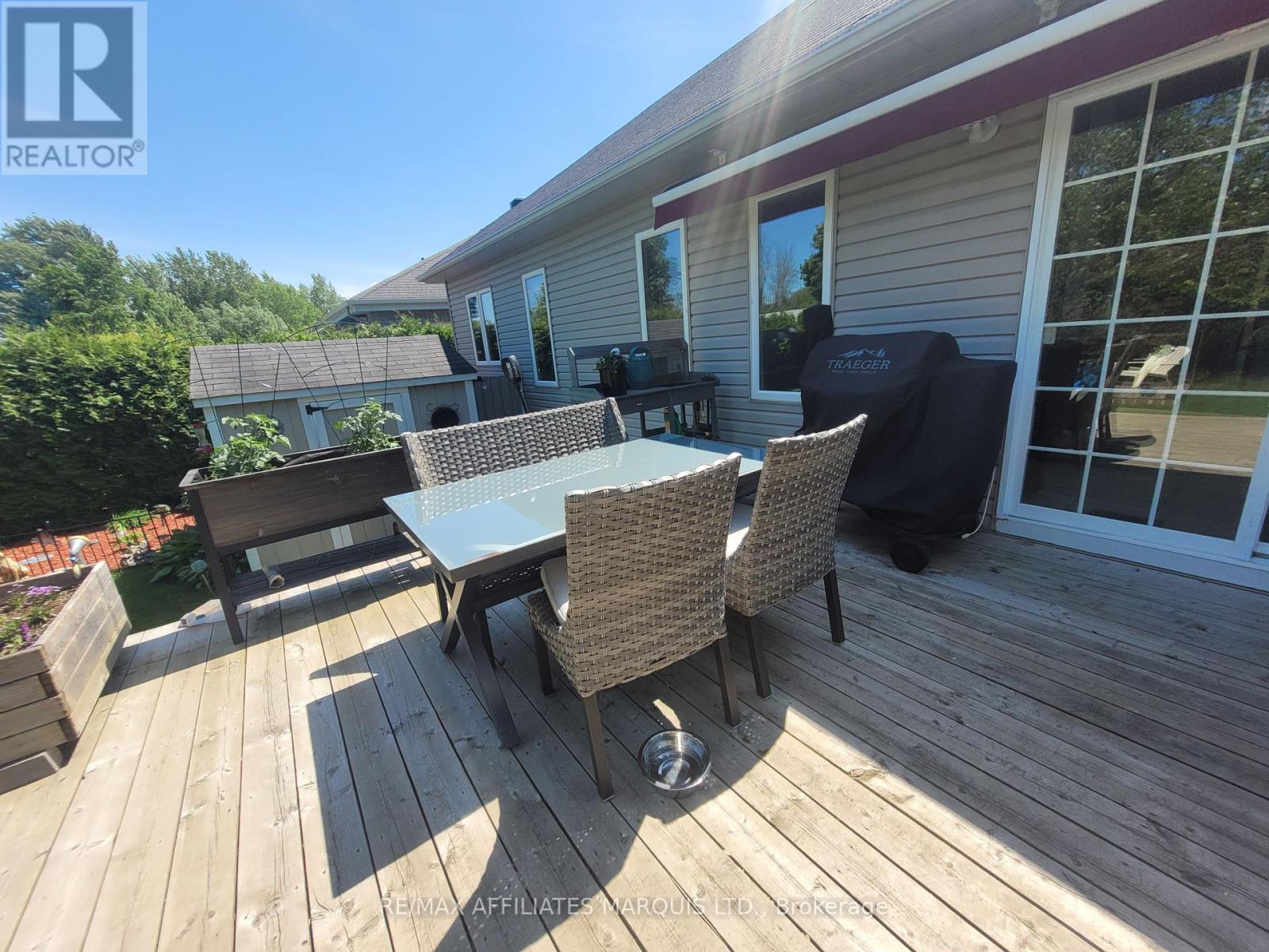 Photo 27 of 1286 Daprat Avenue, Cornwall ON