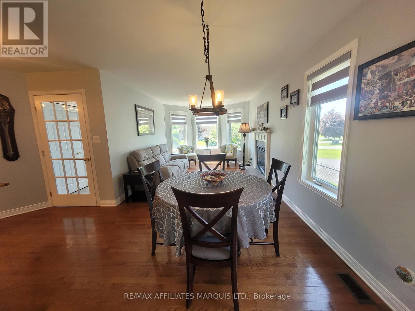 Photo 6 of 1286 Daprat Avenue, Cornwall ON