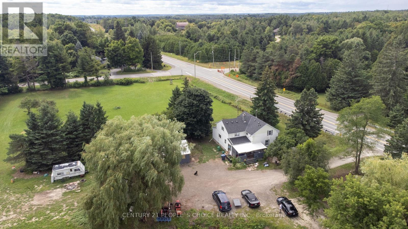 Photo 8 of 4037 Charleston Side Road, Caledon ON