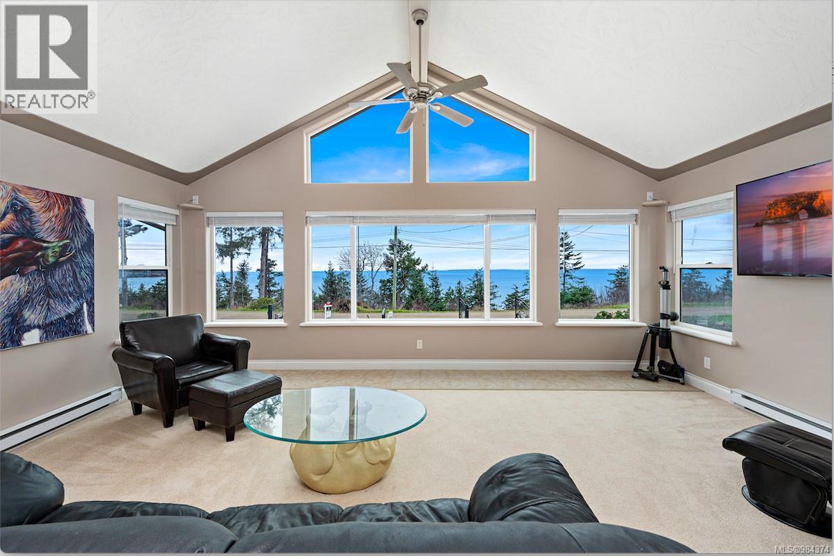 Photo 27 of 321 Wireless Rd, Comox BC