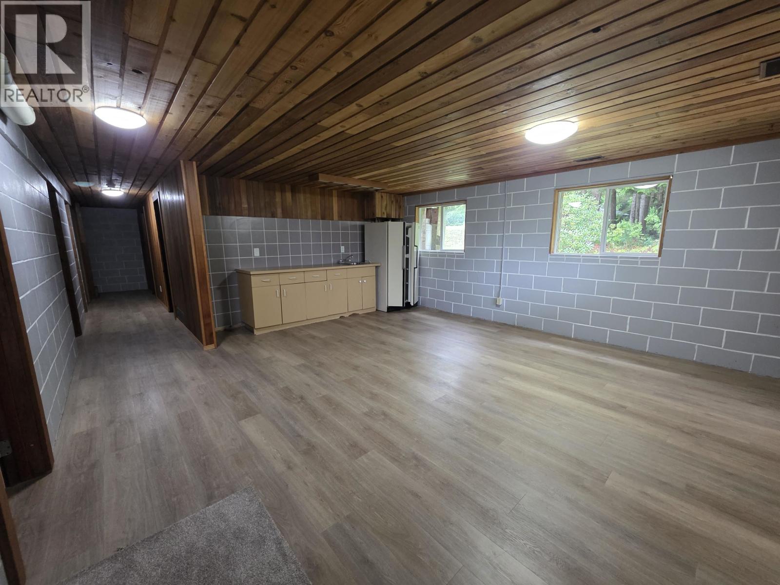 5289 DARCI AVENUE, Terrace