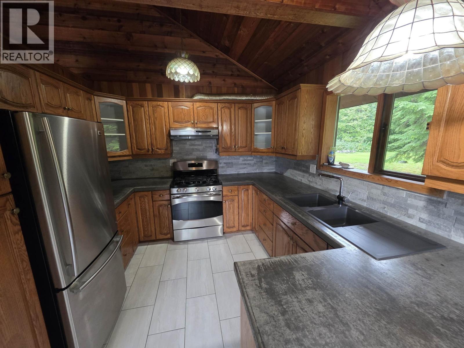 5289 DARCI AVENUE, Terrace