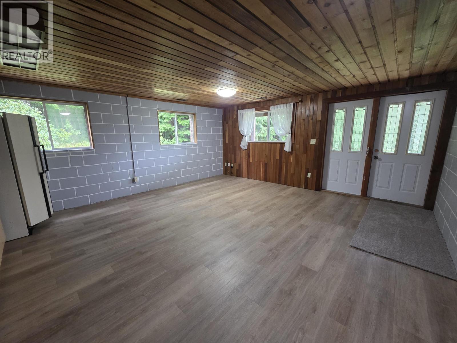 5289 DARCI AVENUE, Terrace