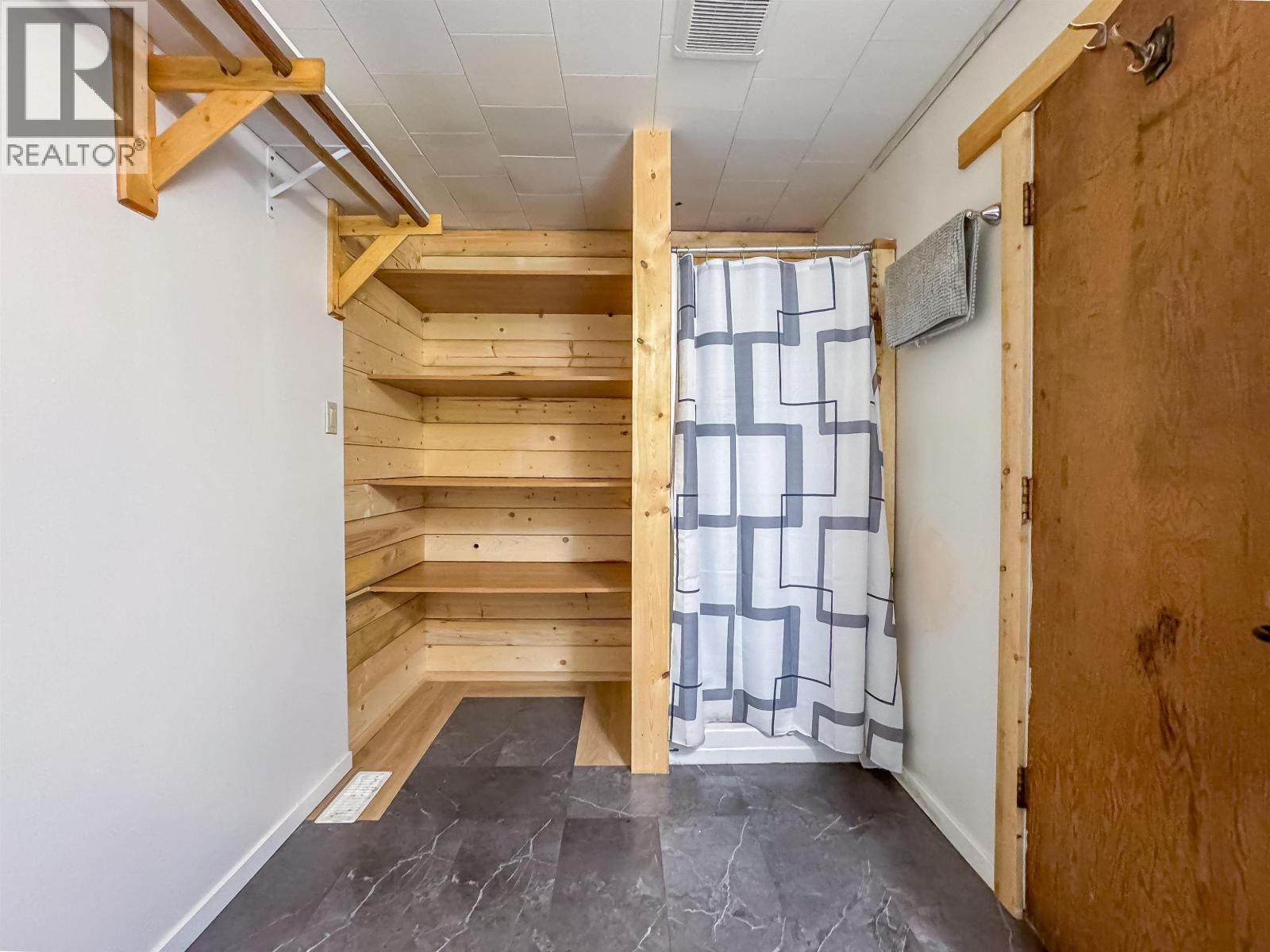 4365 LAKE KATHLYN Road, Smithers