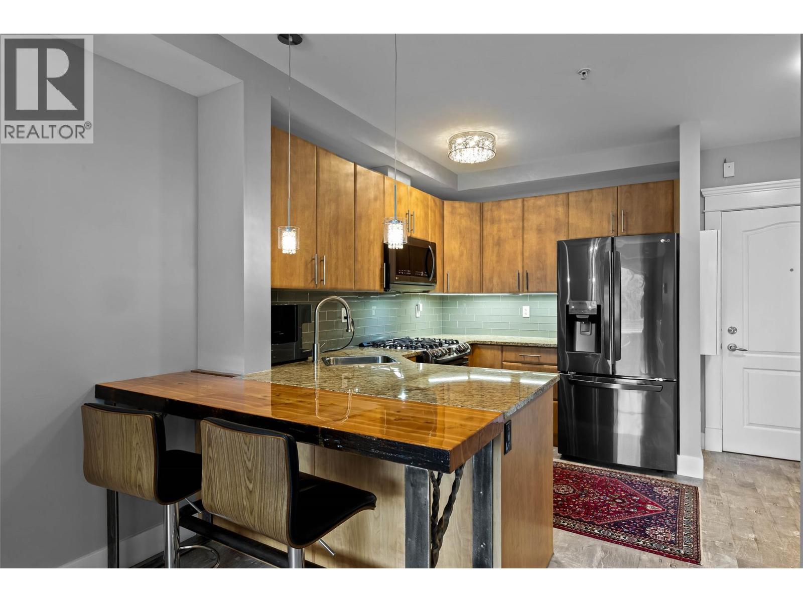 Photo 2 of 975 Victoria W Street Unit 208, Kamloops BC