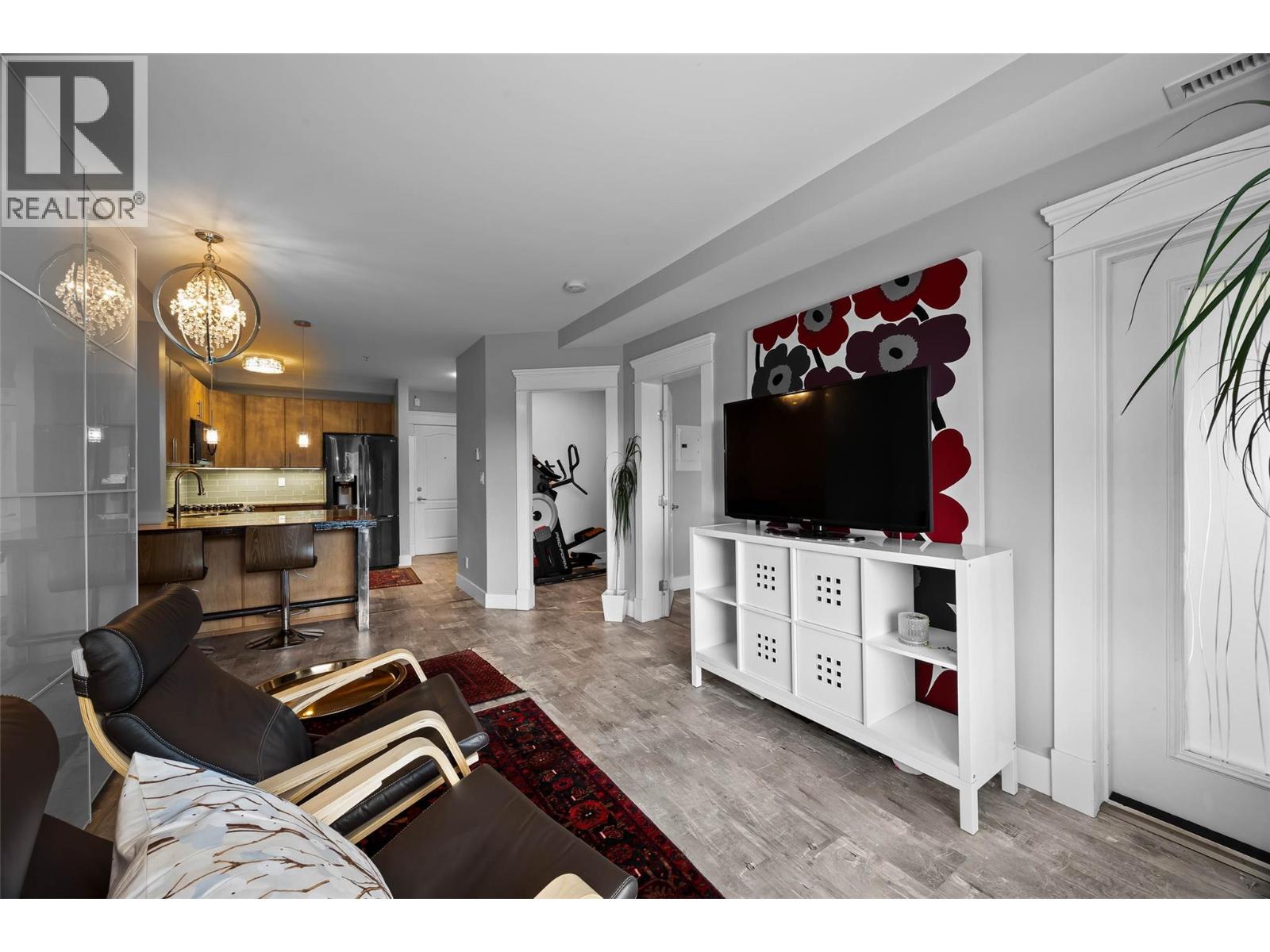 Photo 3 of 975 Victoria W Street Unit 208, Kamloops BC