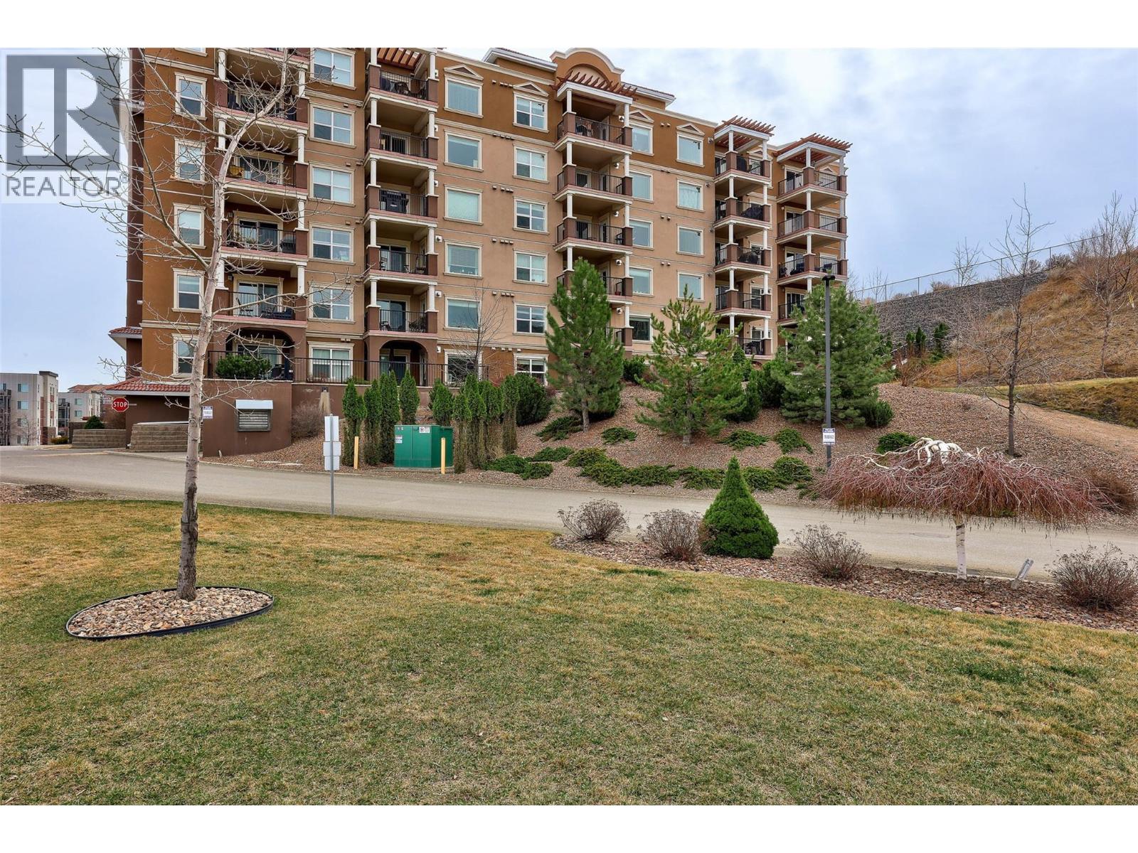 Photo 12 of 975 Victoria W Street Unit 208, Kamloops BC