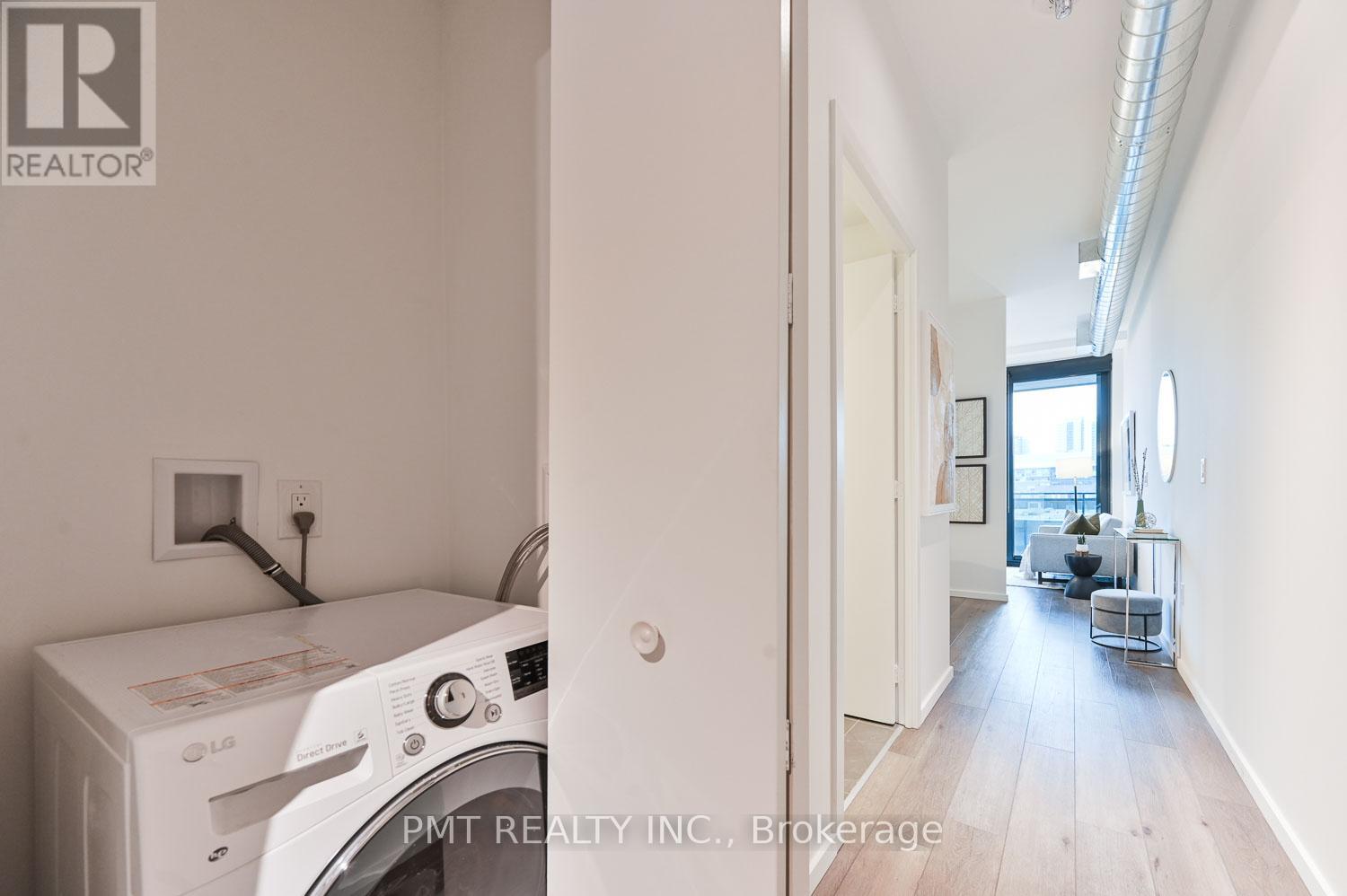 Photo 22 of 610 21 Lawren Harris Square, Toronto ON