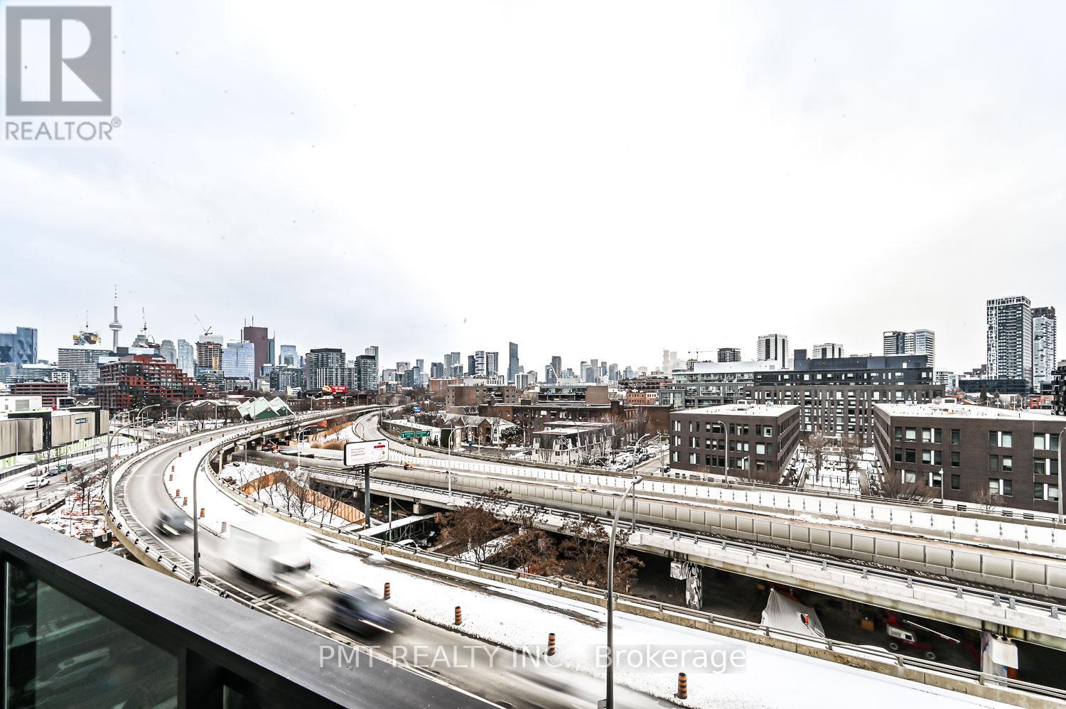 Photo 12 of 610 21 Lawren Harris Square, Toronto ON