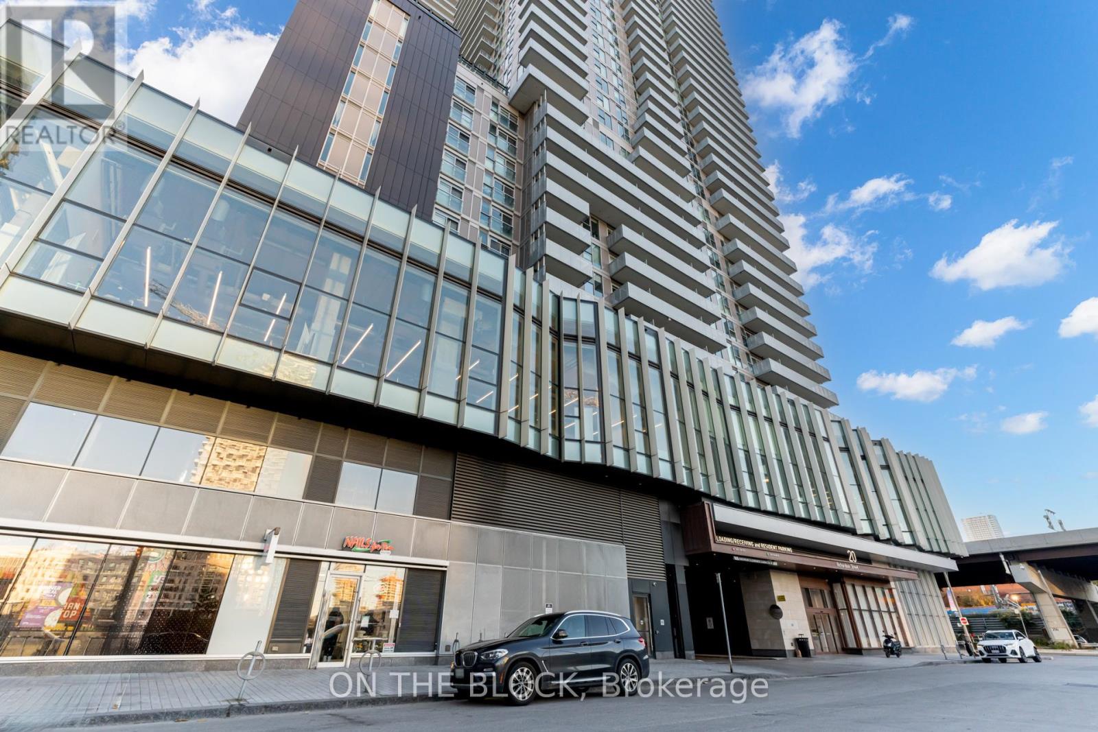 Photo 2 of 3204 20 Richardson Street, Toronto ON