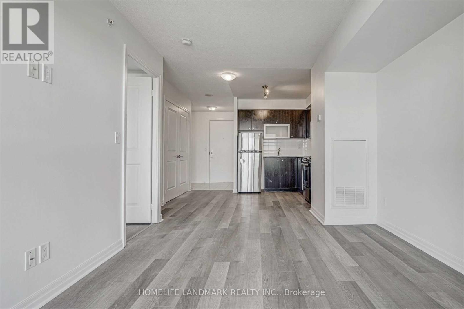 Photo 18 of 3012 275 Yorkland Road, Toronto ON