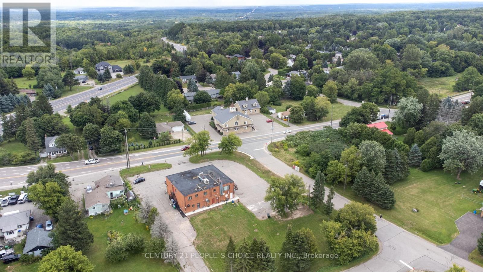 Photo 11 of 19834 Airport Road, Caledon ON