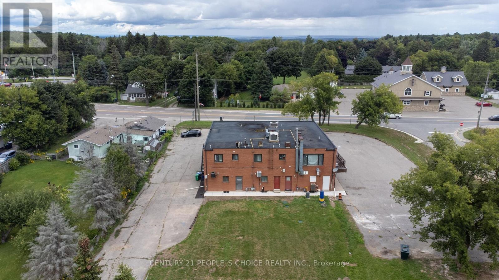 Photo 12 of 19834 Airport Road, Caledon ON