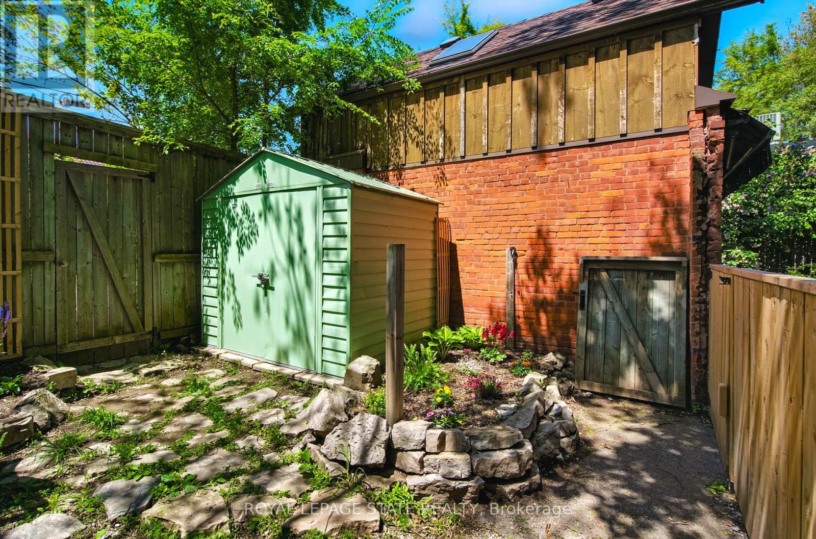 Photo 14 of 1 20 Locke Street S, Hamilton ON
