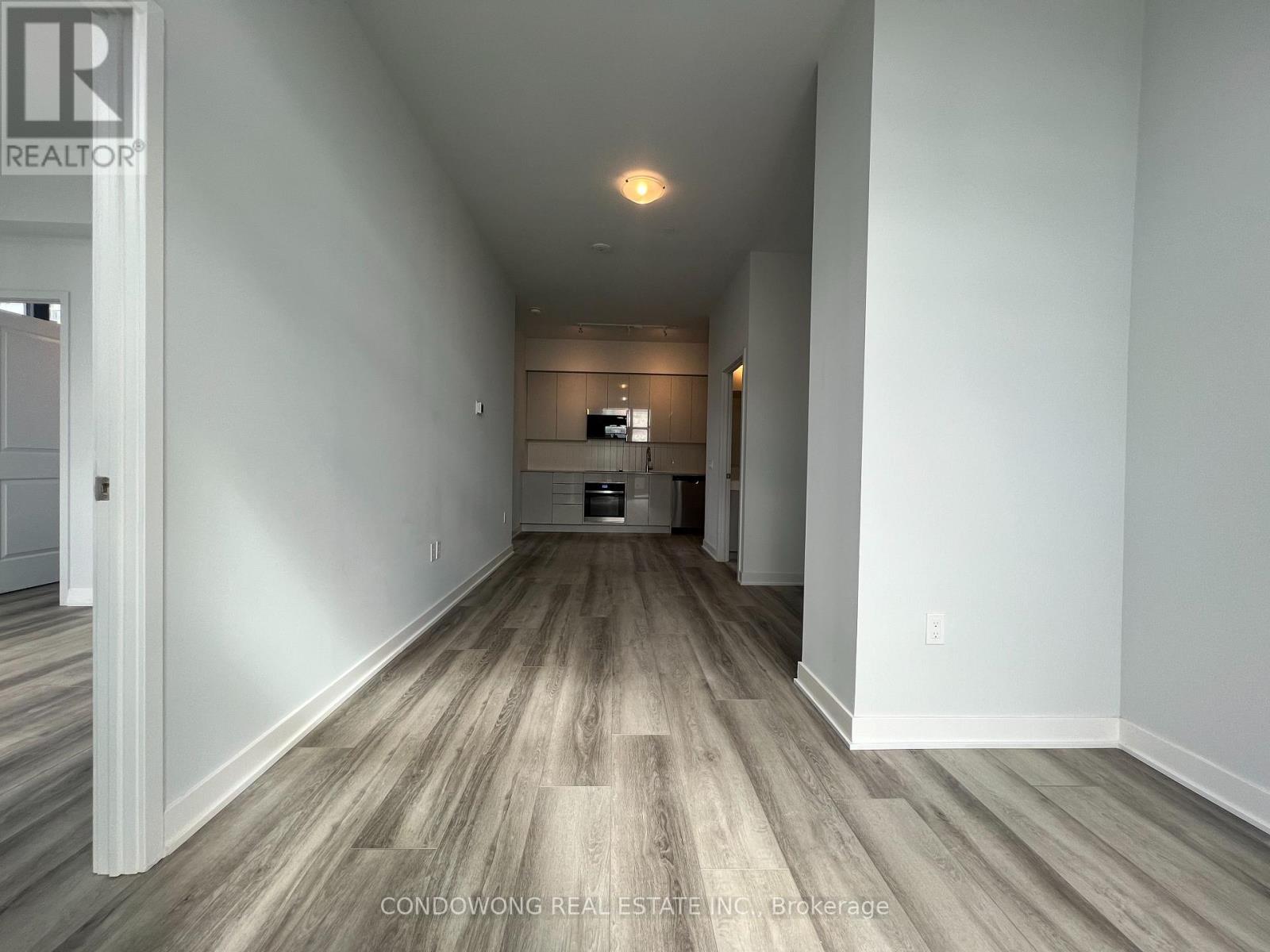 Photo 12 of 2001 2920 Highway 7 Road, Vaughan ON