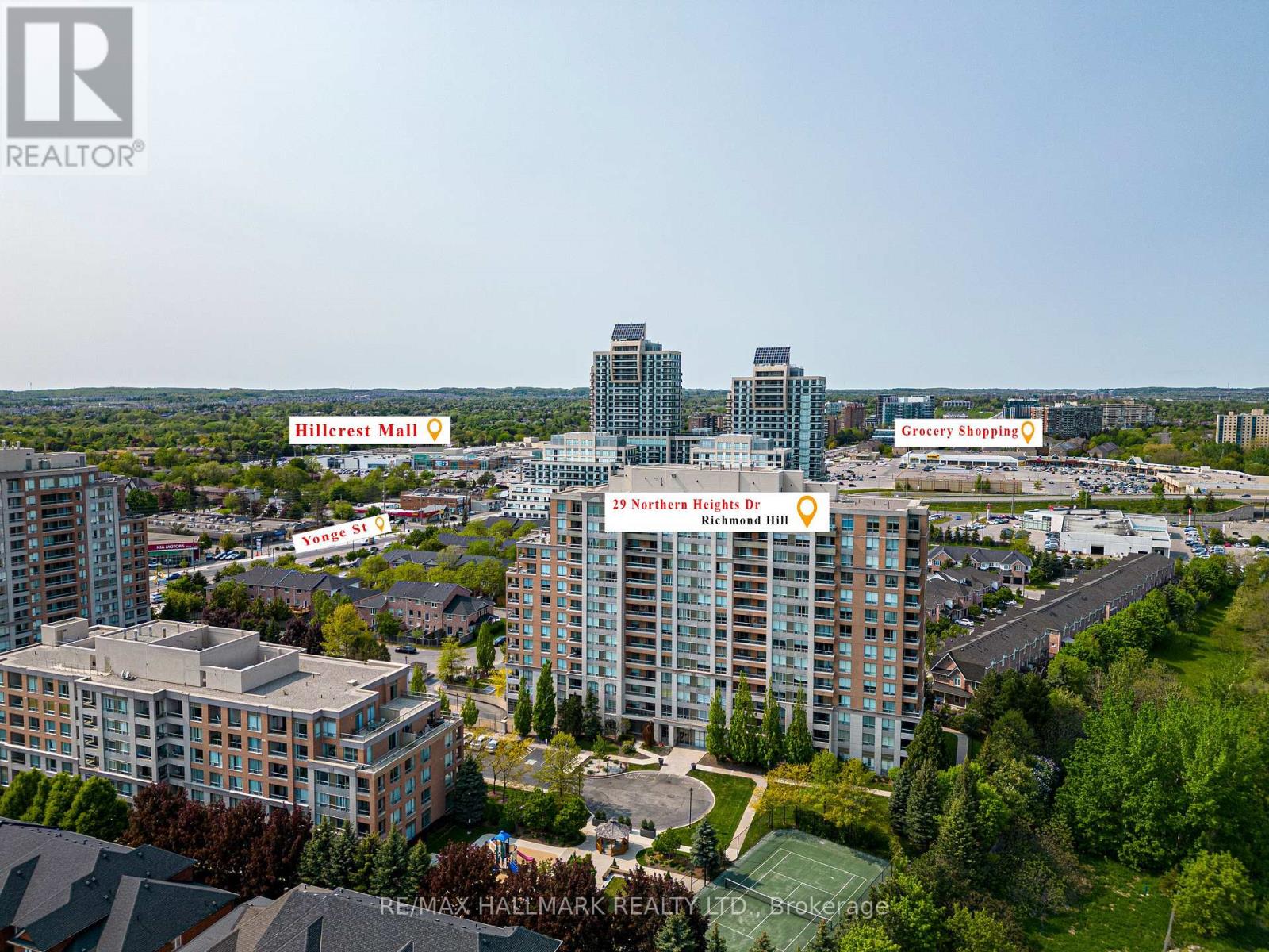 Photo 24 of 615 29 Northern Hts Drive N, Richmond Hill ON