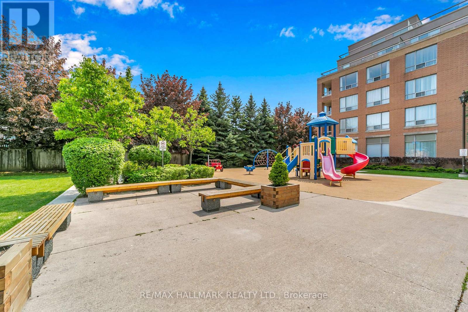 Photo 21 of 615 29 Northern Hts Drive N, Richmond Hill ON