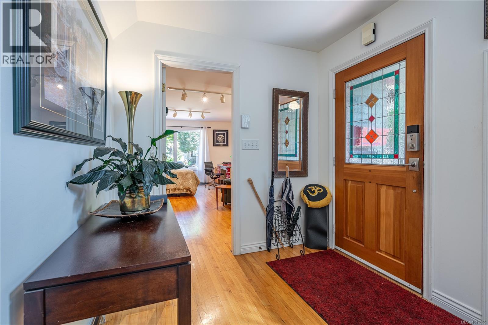 Photo 53 of 485 Head St, Esquimalt BC