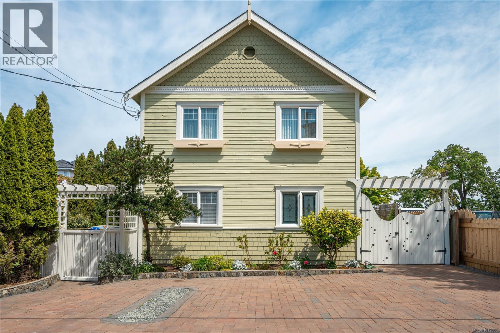 Photo 66 of 485 Head St, Esquimalt BC