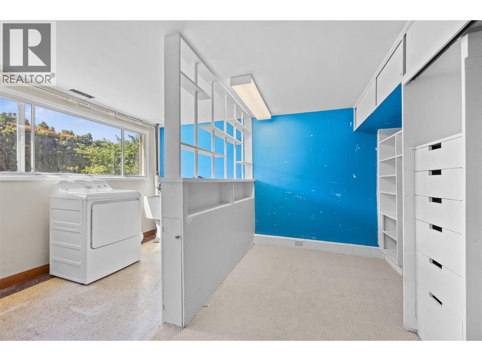  1445 Glenview Avenue, Kelowna