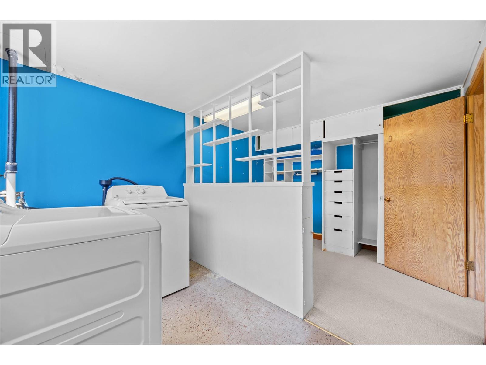  1445 Glenview Avenue, Kelowna