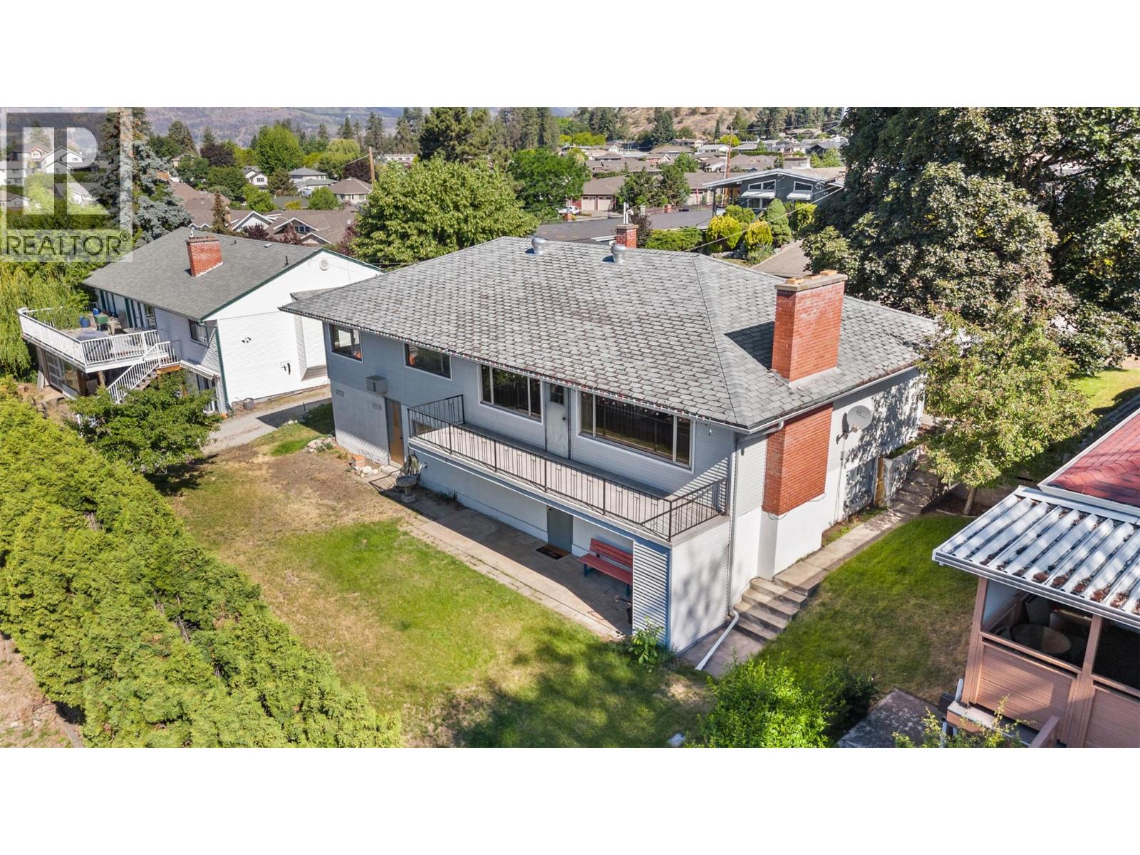  1445 Glenview Avenue, Kelowna
