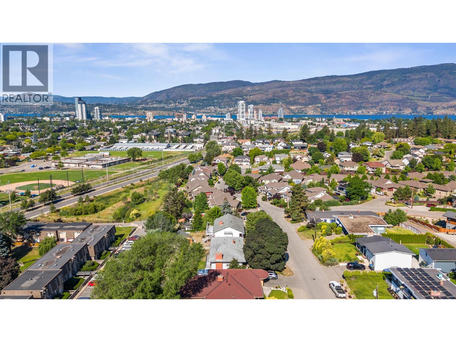  1445 Glenview Avenue, Kelowna
