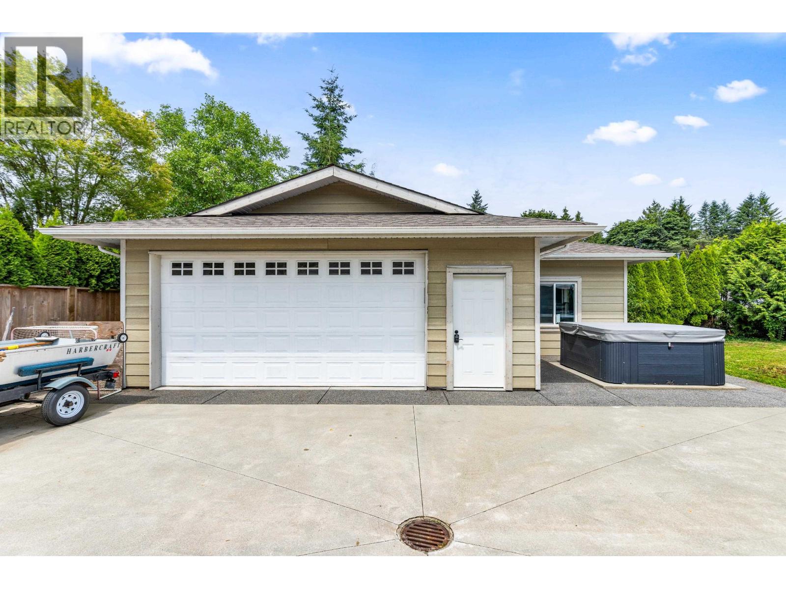 Photo 25 of 21665 Howison Avenue, Maple Ridge BC