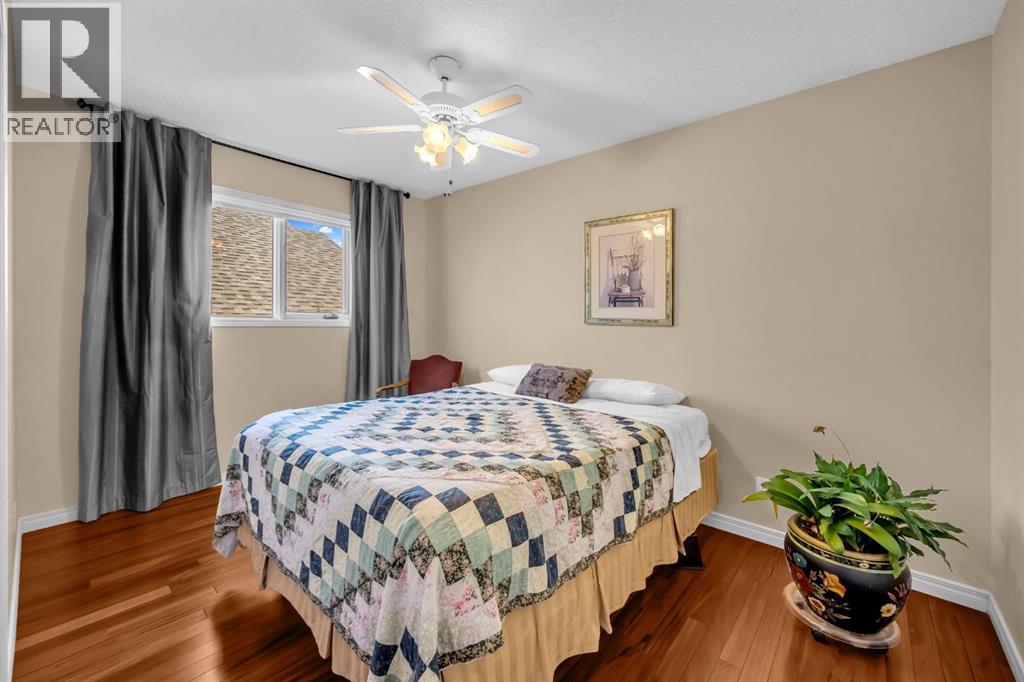 Single Family House Bi-level for Sale in  Citadel Hills Circle NW Citadel Calgary 
