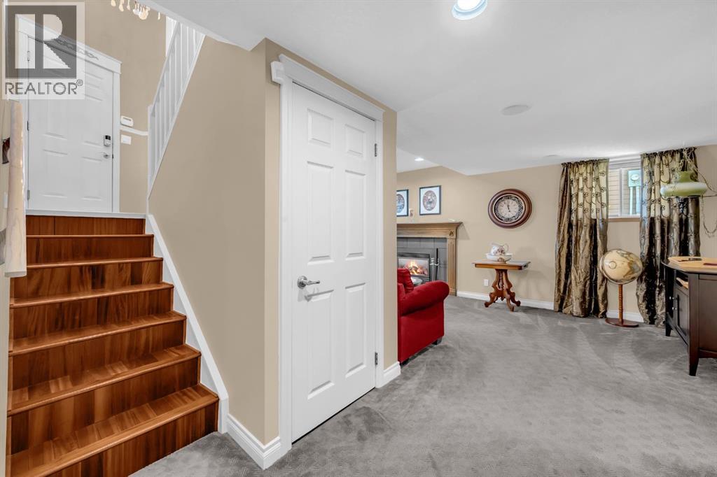 Single Family House Bi-level for Sale in  Citadel Hills Circle NW Citadel Calgary 