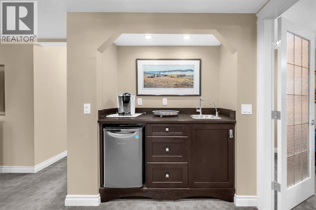Single Family House Bi-level for Sale in  Citadel Hills Circle NW Citadel Calgary 