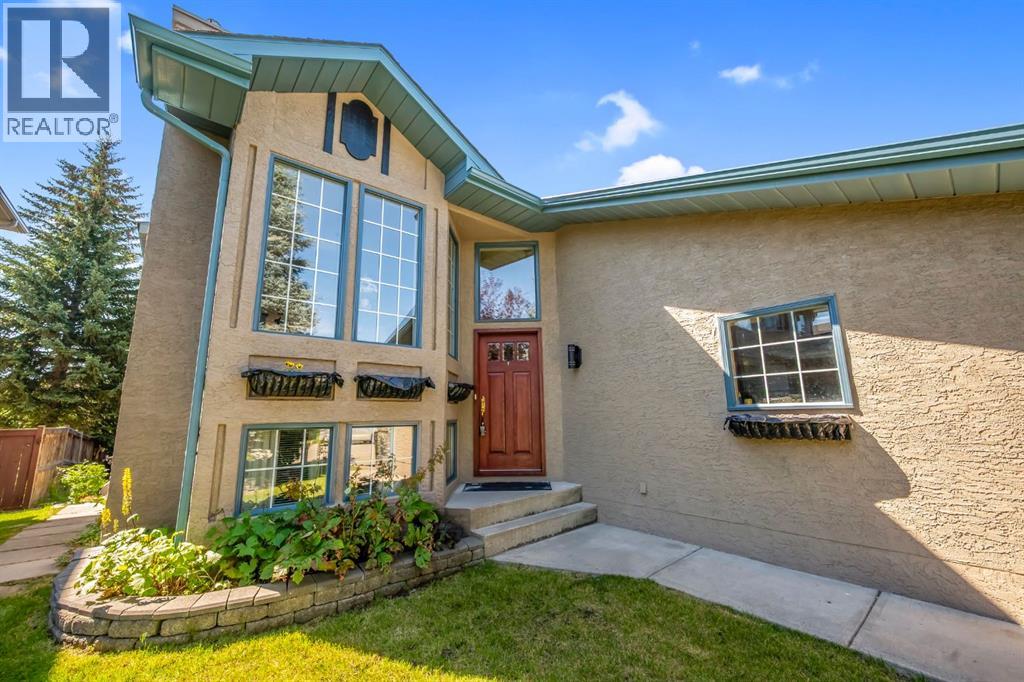 Single Family House Bi-level for Sale in  Citadel Hills Circle NW Citadel Calgary 