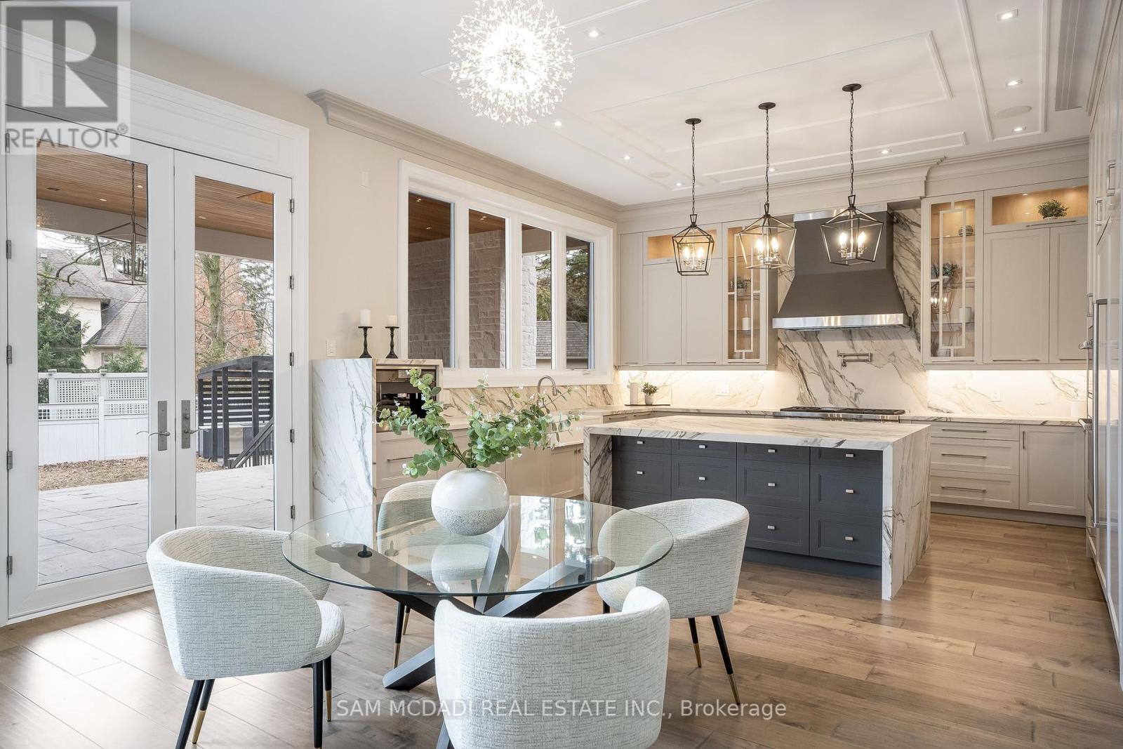 Photo 12 of 540 Bob O Link Road, Mississauga ON