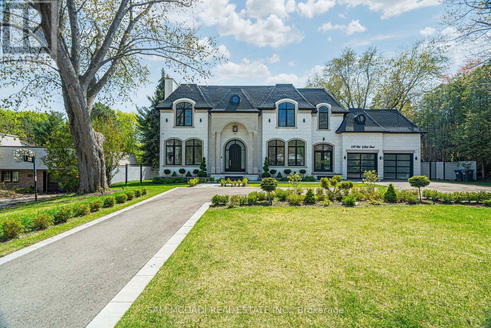 Photo 2 of 540 Bob O Link Road, Mississauga ON